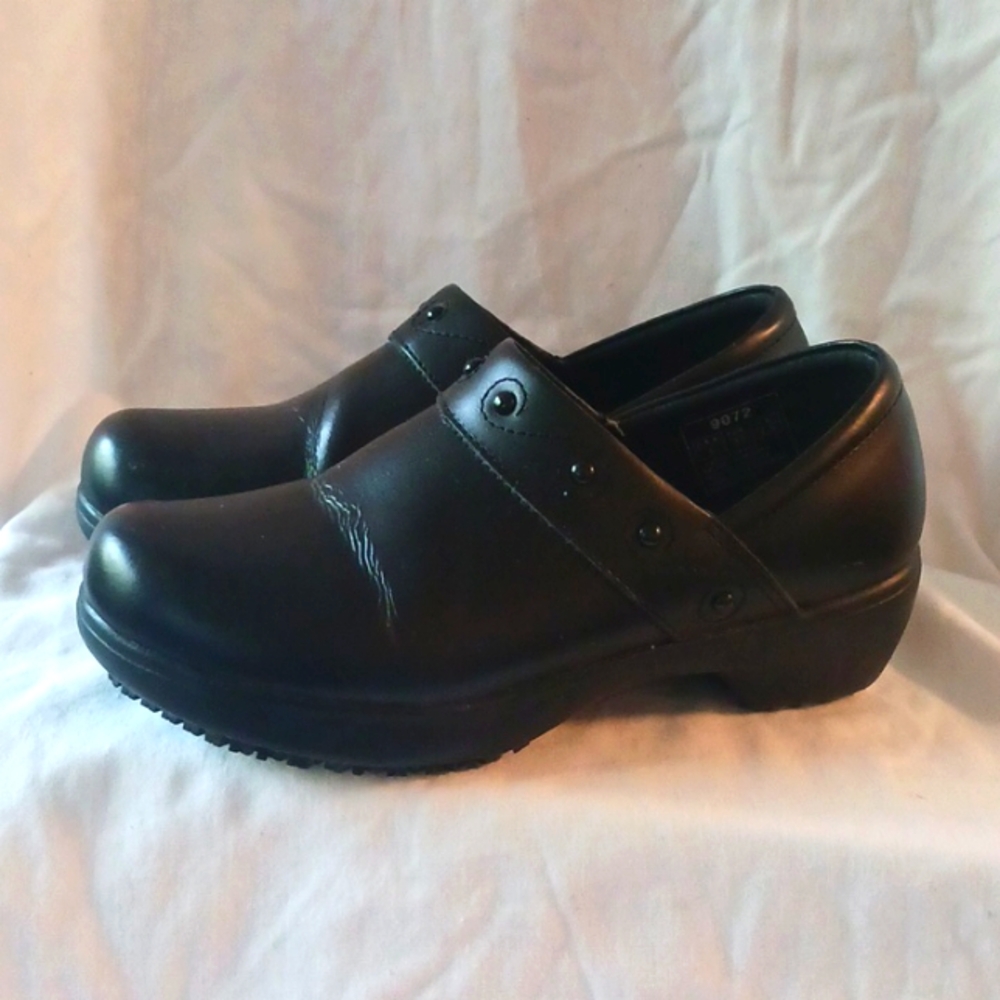 Shoes for Crews clogs